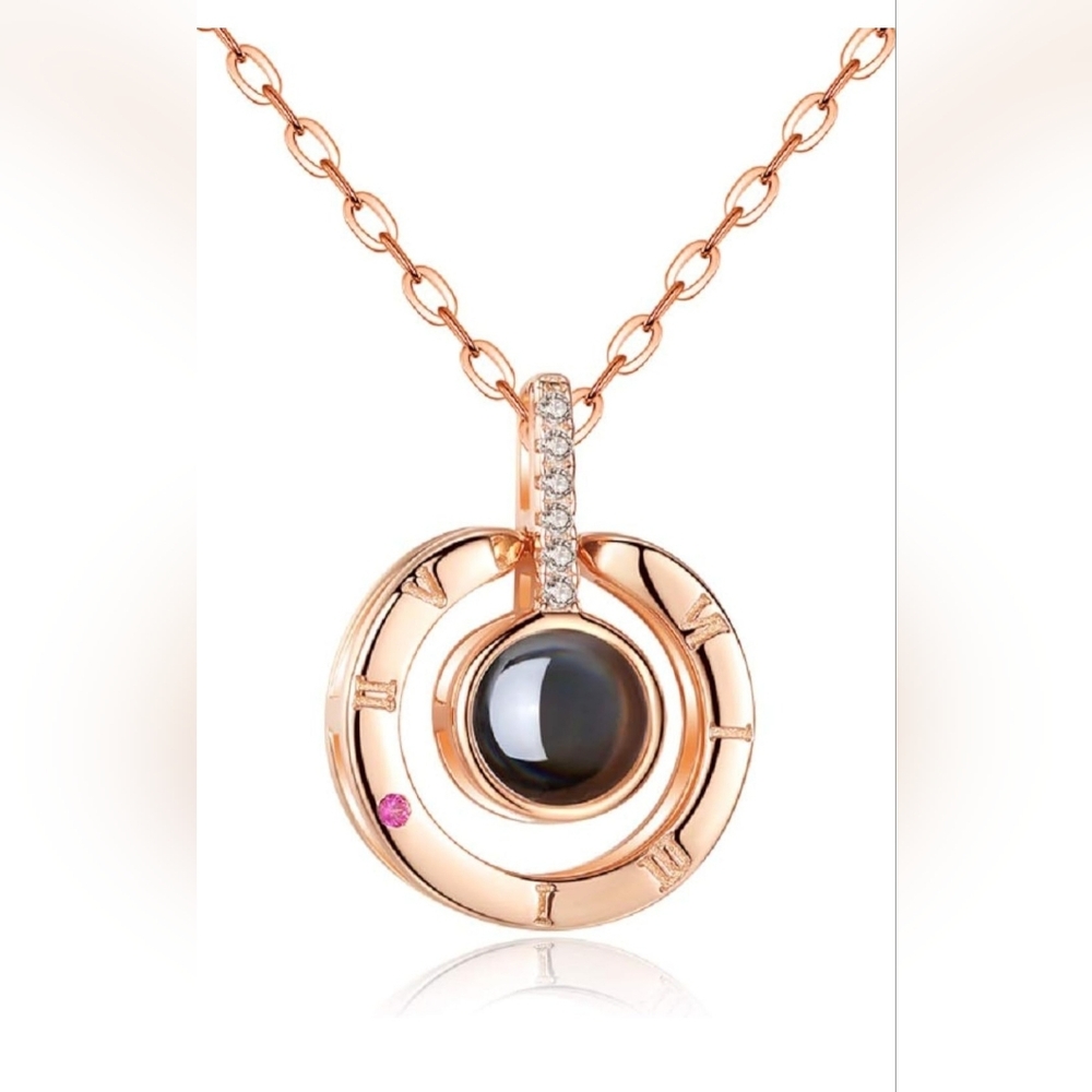 Custom Projective Photo Necklace